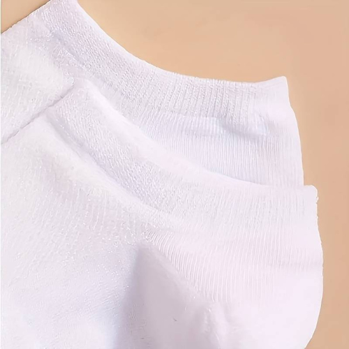 Paires de chaussettes courtes douces blanches