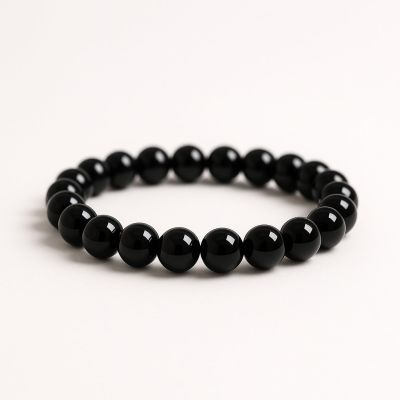Armband mit glänzendem schwarzem Onyx