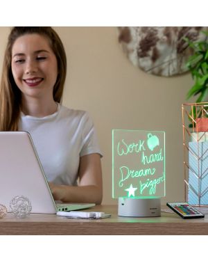 Tafel für Notizen und LED-Nachrichten