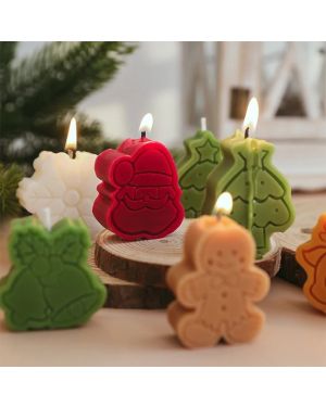 Set aus 4 weihnachtlichen Duftkerzen / 10 cm