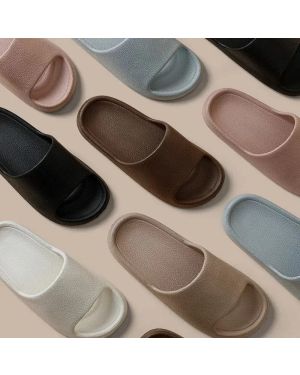 Leichte und bequeme Sommersandalen